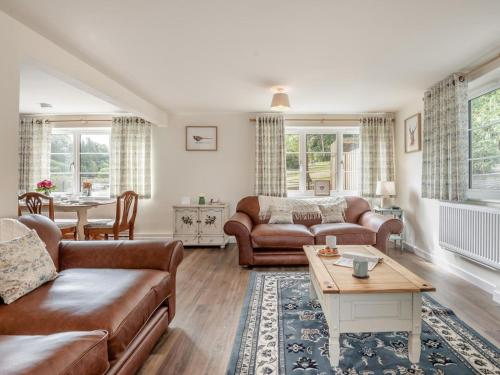 Iekārtas, 3 Bed in Fordingbridge oc-96126 in Godshill