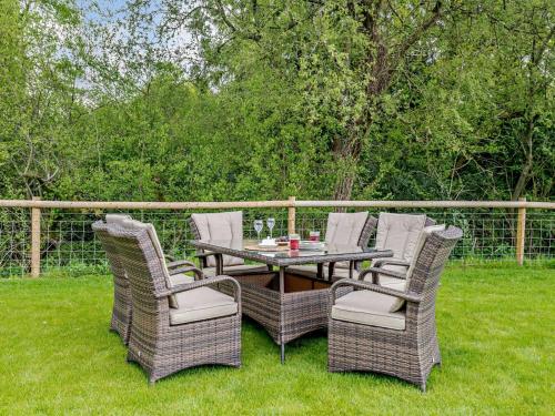 Iekārtas, 2 Bed in Fordingbridge oc-82875 in Godshill