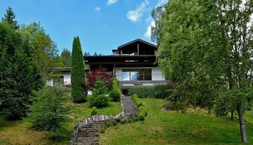 Ferienhaus am Titisee - mit Seeblick & eigenem Seezugang, Hinterzarten in Hinterzarten, Deutschland