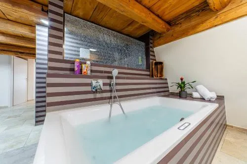 Wellness Apartment Suite "Paradies Suite" in Spalt, Deutschland