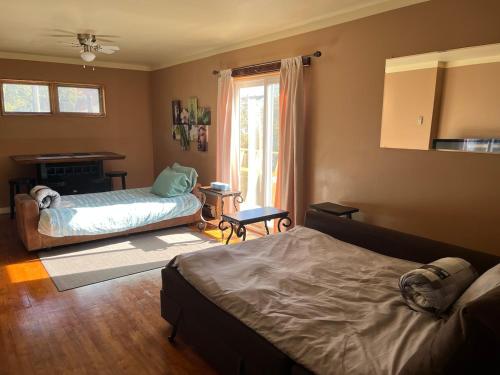 Sleep peacefully at Zia's Place in Kirkland Lake (ON)