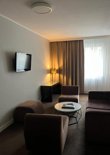 Platinum Palace Apartments