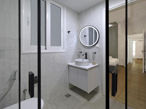 Modern Comfort in Kipseli - image 6