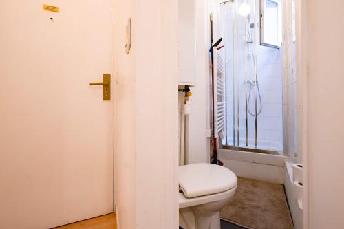 Peaceful Flat Martyrs for 6 Guests - image 9