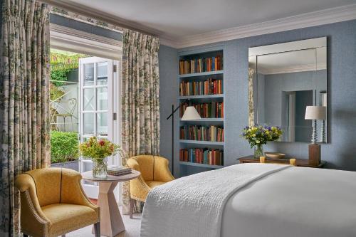 room detail thumbnail 0