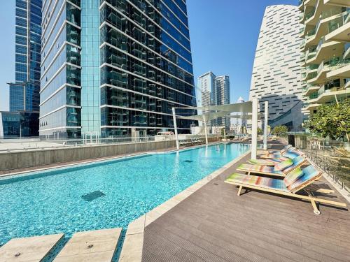 Premium 2BR Apartment at Urban Oasis Business Bay - image 14