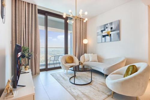 Beachfront 1BR Retreat at Address JBR, Dubai