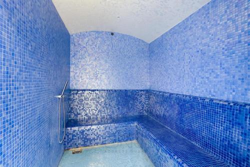 Luxury 1BR apartment near Business Bay Metro! - image 11