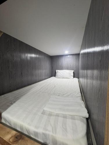VNJ Capsule 388, Hội An (Foto 8)