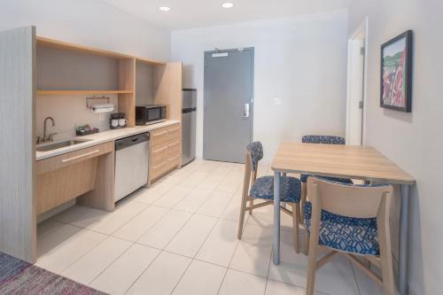 Home2 Suites by Hilton Saratoga Malta - image 41