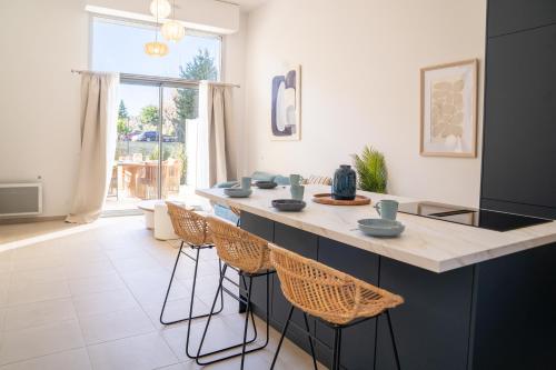 Facilities, 3P neuf haut de gamme Piscine Antibes in Les Breguieres