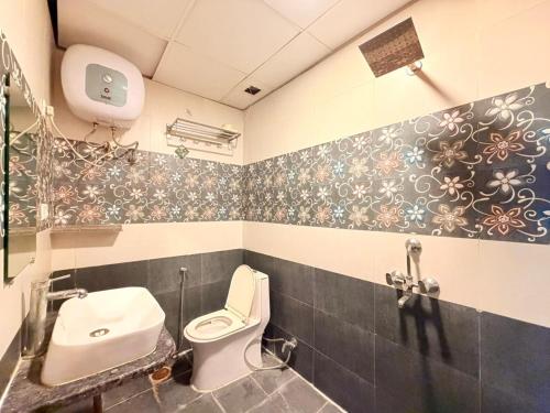Collection O Hotel Mars Inn – Lucknow, 
