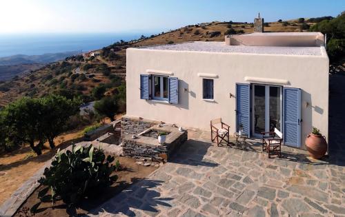 Cycladic Villa with sea view! in 盧利達
