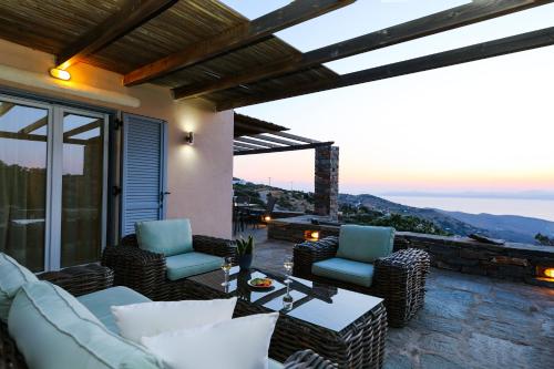 Cycladic Villa with sea view! in 盧利達