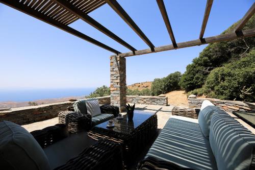 Cycladic Villa with sea view! in 盧利達