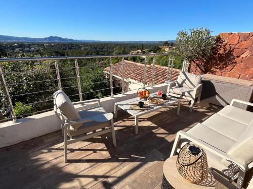 Balcony/terrace, Maison PAPILLONS in Le Bonfin