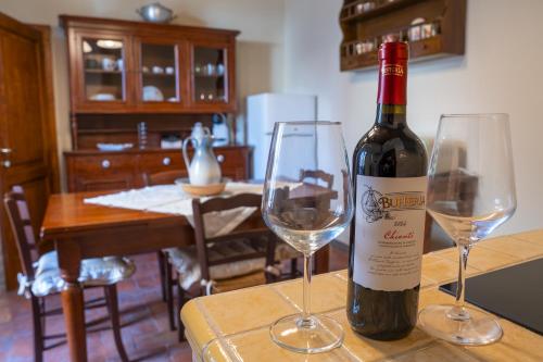 virtuve, La casina di Zora in Lorencana