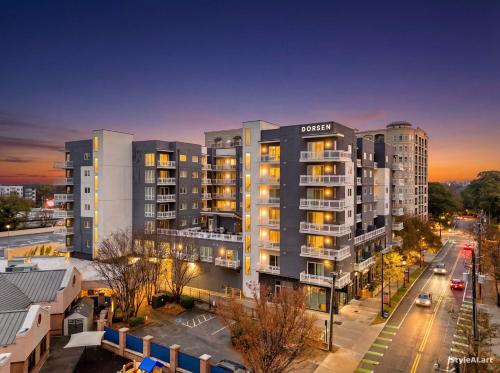 FIFA 2026 Stay - Modern 1B1B Apartment with Private Balcony - 2 mi from Mercedes-Benz Stadium - 7 – khách sạn tại Quận SoNo