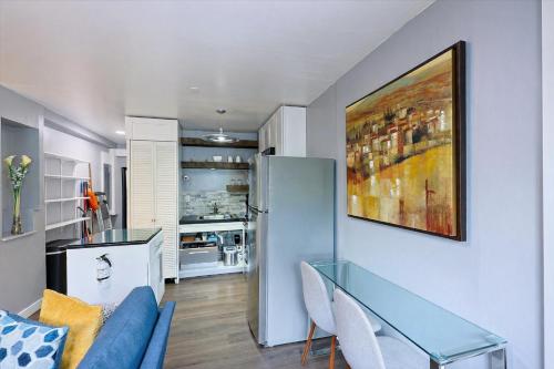 Lux Apt in Beacon, USA