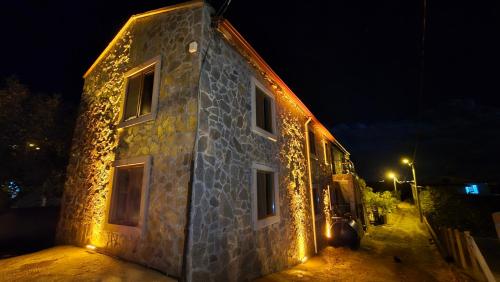 Assos Dublex Villa with Sea View & Private Garden in Kozlu