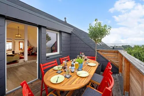 Nussknacker Suite - Pro Max - Ankommen & Wohlfühlen - viel Raum 3 Schlafzimmer Dachterrasse Freunde Familien Arbeiten 2 WC 120qm in Chemnitz, Deutschland