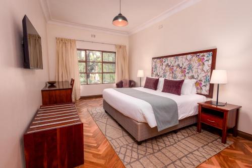 Bronte Hotel in Harare