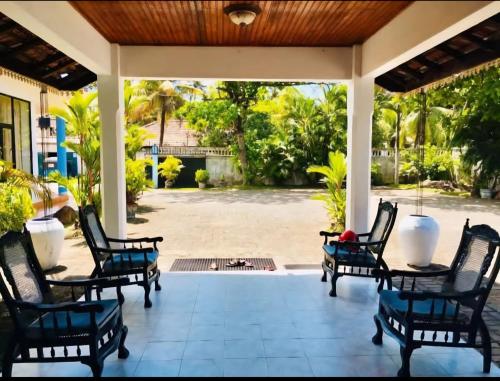 GMW Sanduni hotel & villa – khách sạn tại Diyagahagewatta