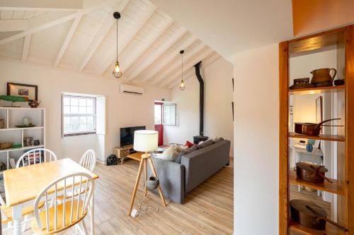 Liiiving in Açores - Casa de Foros (Liiiving in Acores - Casa de Foros) in กาลเยตา เด เนสกิม