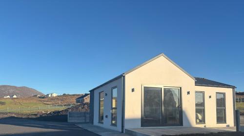 A szálláshely kívülről, Beyond The Waters Edge Chalet in Achill Island