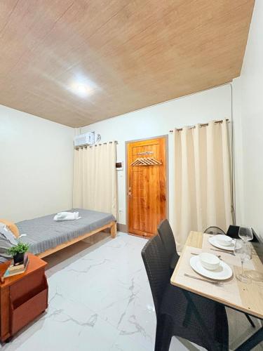 Wanderers Home Transient with AC and Wifi in Tugbok