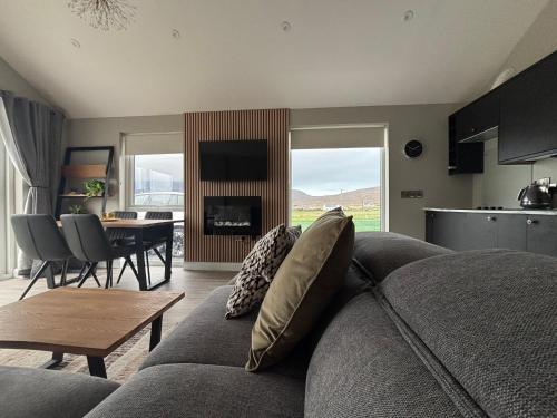 Beyond The Waters Edge Chalet in Achill Island