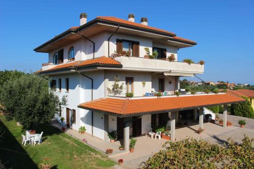 Il Roseto di Daniela - Accommodation - Montefiascone