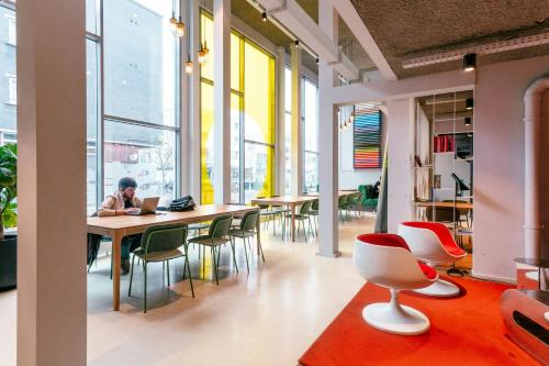 The Student Hotel The Hague - image 5