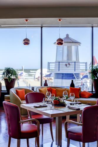 مطعم, Hotel VEGA in مامايا