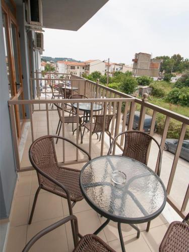 PINEAPPLE Skiathos, Città di Skiathos (foto 6)