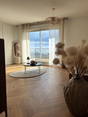 T2 spacieux rénové, vue mer et terrasse - Location saisonnière - Bastia