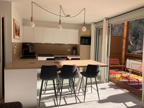 設施, Appartement de Prestige Neuf, Vue Montagne et 2 Balcons St Mamet, Luchon in 聖馬麥特