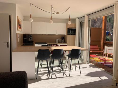 設施, Appartement de Prestige Neuf, Vue Montagne et 2 Balcons St Mamet, Luchon in 聖馬麥特