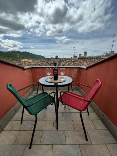 La casa sui tetti di Varzi in Varzi