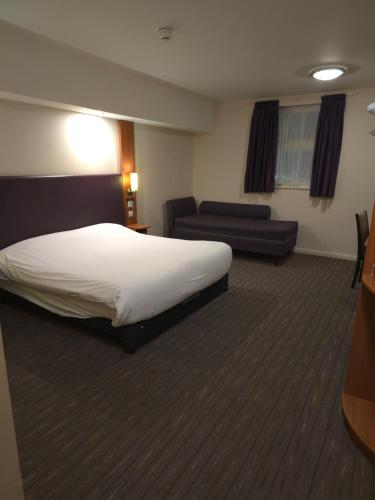 Charter Hotel Bournemouth - image 2