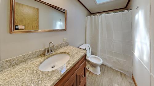 Put-in-Bay Island Club #12 - image 4