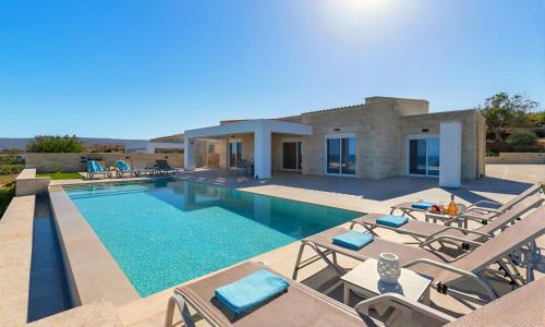 Vista Mare Villas Heated Pool 5