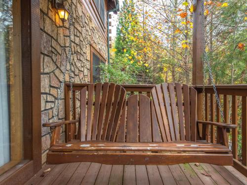 Americana 2 Bedrooms Sleeps 6 View Pool Access Hot Tub Fireplace - image 37