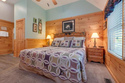 Americana 2 Bedrooms Sleeps 6 View Pool Access Hot Tub Fireplace - image 41
