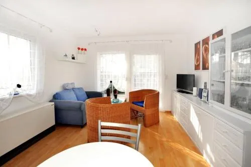 FeWo Blume 1 by Pharus Appartements in Zinnowitz, Deutschland