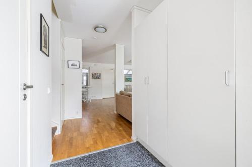 Cozy 3BR Townhouse near City - Free Parking in สโปงงา