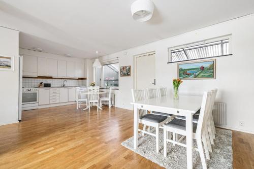 Cozy 3BR Townhouse near City - Free Parking in สโปงงา