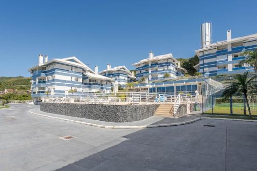 Cobertura a Poucos Metros da Praia Brava Floripa! in 普拉亞布拉瓦