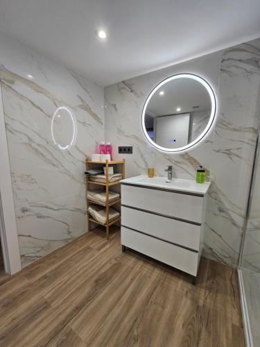 Apartamentos en el centro - Plaza de Amboage - WIFI in 費羅爾
