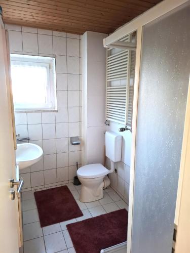 Fürdőszoba, Ferienwohnung Rose in Altenkunstadt